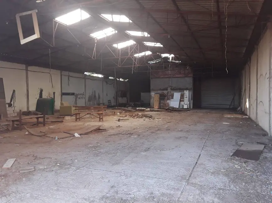 Foto 2 de Armazém / Galpão à venda, 1285m2 em Distrito Industrial, Jundiai - SP