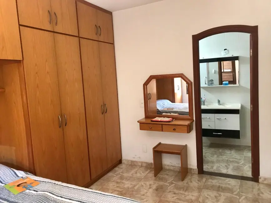 Foto 6 de Casa com 3 quartos à venda e para alugar, 250m2 em Vila Maringá, Jundiai - SP