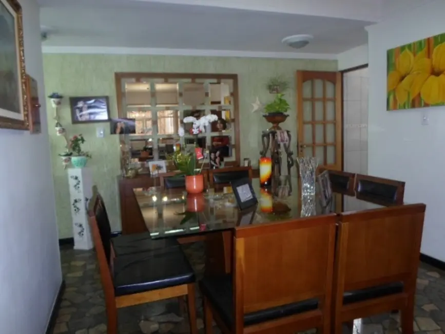 Foto 3 de Sobrado com 5 quartos à venda, 260m2 em Jundiai - SP