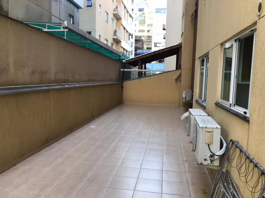 Foto 8 de Apartamento com 2 quartos à venda, 110m2 em Meia Praia, Itapema - SC