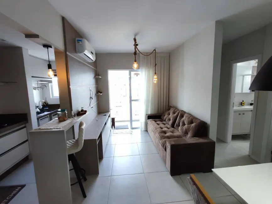 Foto 1 de Apartamento com 2 quartos à venda e para alugar, 58m2 em Porto Belo - SC