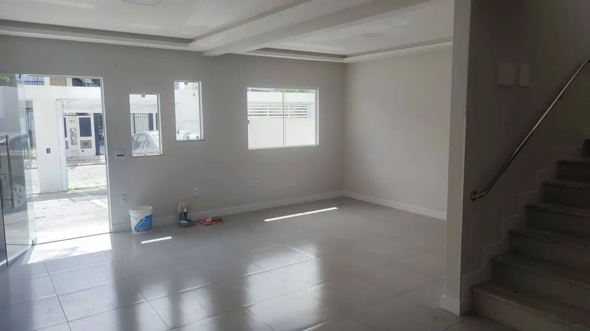 Foto 2 de Casa com 3 quartos à venda, 110m2 em Porto Belo - SC