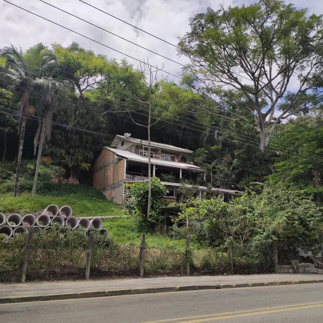 Foto 2 de Casa com 3 quartos à venda, 477m2 em Centro, Porto Belo - SC