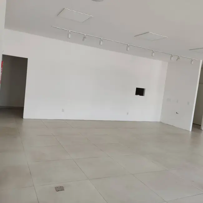 Foto 3 de Sala Comercial para alugar, 105m2 em  - SC