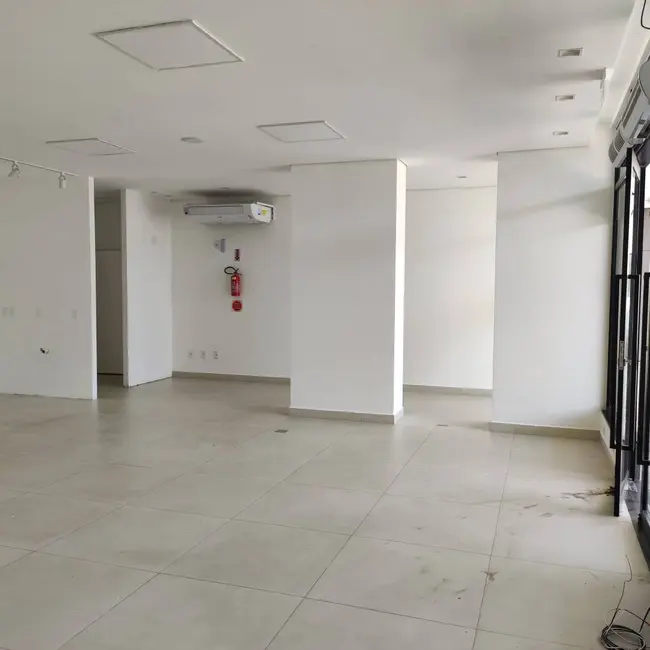 Foto 2 de Sala Comercial para alugar, 105m2 em  - SC