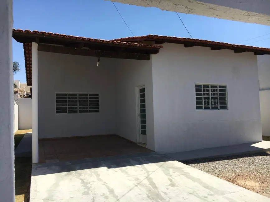 Foto 1 de Casa com 3 quartos à venda, 300m2 em Residencial Aquários, Goiania - GO