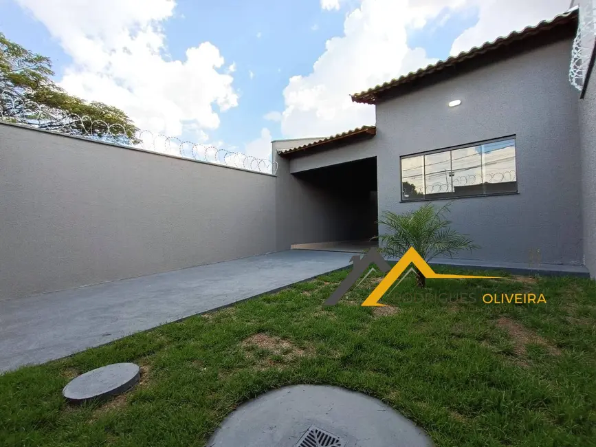 Foto 2 de Casa com 3 quartos à venda, 180m2 em Garavelo Residencial Park, Aparecida De Goiania - GO