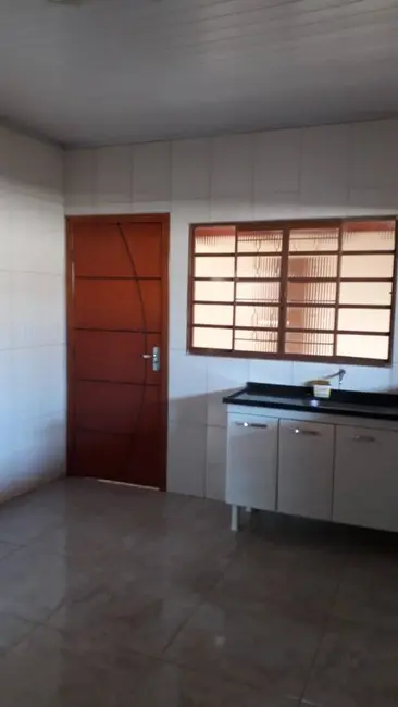 Casa com 4 quartos à venda, 400m2 em Goiania - GO - imagem 4 Foto 4 de Casa com 4 quartos à venda, 400m2 em Goiania - GO