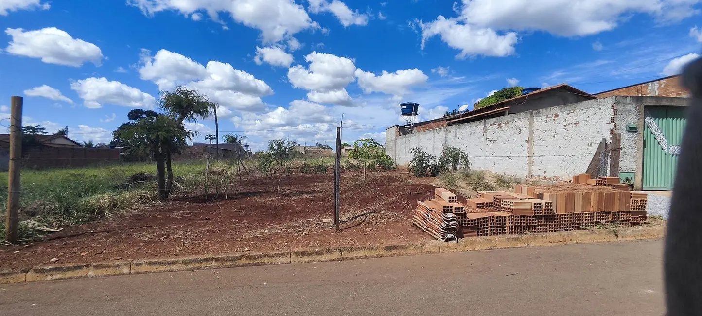 Foto 3 de Terreno / Lote à venda, 231m2 em Goianira - GO