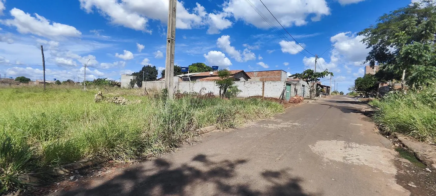 Foto 3 de Terreno / Lote à venda, 462m2 em Goianira - GO