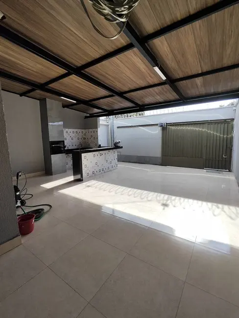 Foto 2 de Casa com 2 quartos à venda, 202m2 em Jardim Buriti Sereno, Aparecida De Goiania - GO