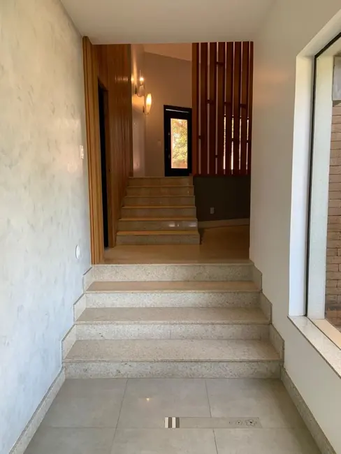 Casa com 3 quartos à venda, 705m2 em Residencial das Aroeiras, Birigui - SP - imagem 7 Foto 7 de Casa com 3 quartos à venda, 705m2 em Residencial das Aroeiras, Birigui - SP