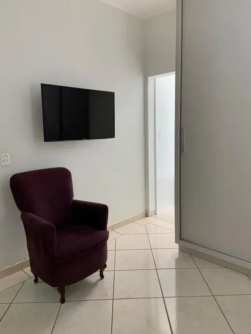 Casa com 3 quartos à venda, 300m2 em Jardim Stábile, Birigui - SP - imagem 4 Foto 4 de Casa com 3 quartos à venda, 300m2 em Jardim Stábile, Birigui - SP