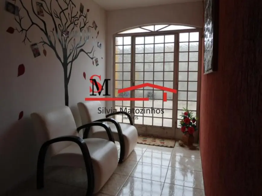 Foto 1 de Casa com 4 quartos à venda, 400m2 em Brumadinho - MG