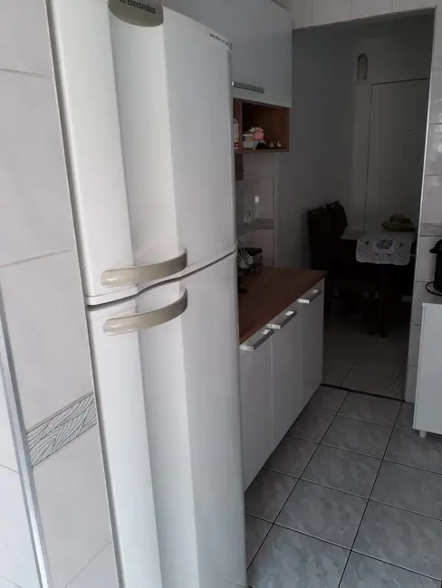 Foto 3 de Apartamento com 2 quartos à venda, 52m2 em Vila Iório, São Paulo - SP