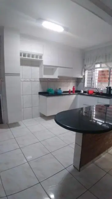 Foto 1 de Sobrado com 3 quartos à venda, 156m2 em Vila Zat, São Paulo - SP