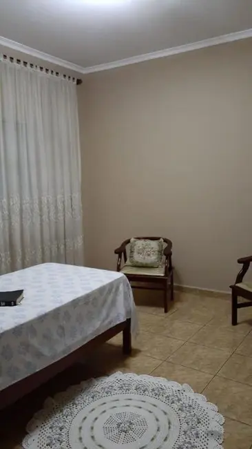 Casa com 3 quartos à venda, 180m2 em Pestana, Osasco - SP - imagem 6 Foto 6 de Casa com 3 quartos à venda, 180m2 em Pestana, Osasco - SP