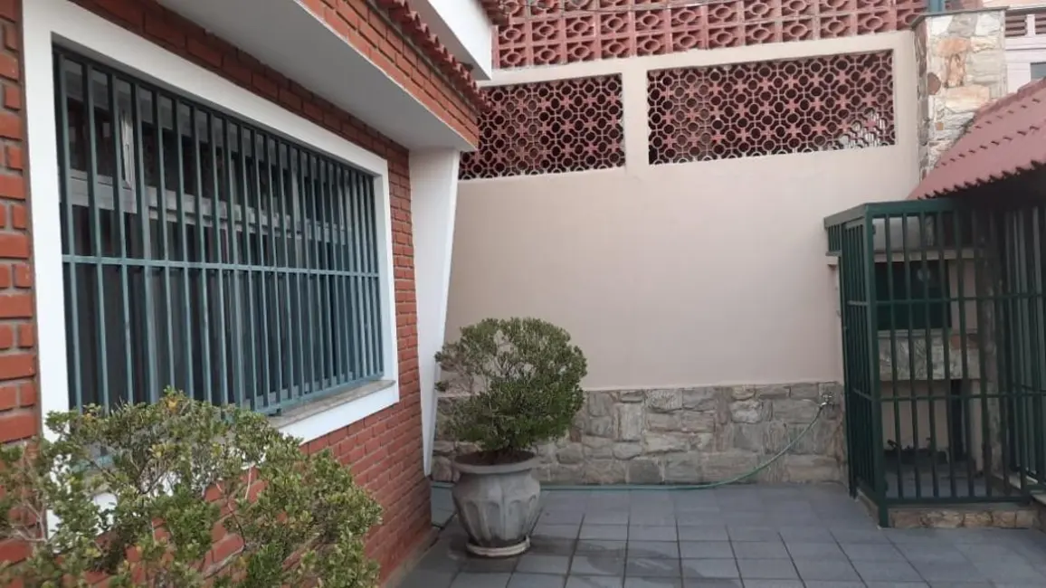 Casa com 3 quartos à venda, 180m2 em Pestana, Osasco - SP - imagem 8 Foto 8 de Casa com 3 quartos à venda, 180m2 em Pestana, Osasco - SP