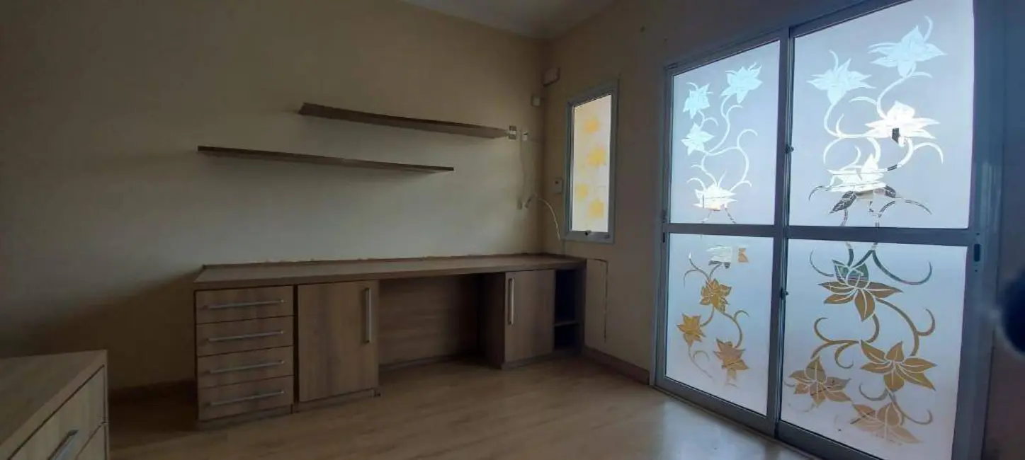 Casa com 2 quartos à venda, 93m2 em Canto do Forte, Praia Grande - SP - imagem 7 Foto 7 de Casa com 2 quartos à venda, 93m2 em Canto do Forte, Praia Grande - SP