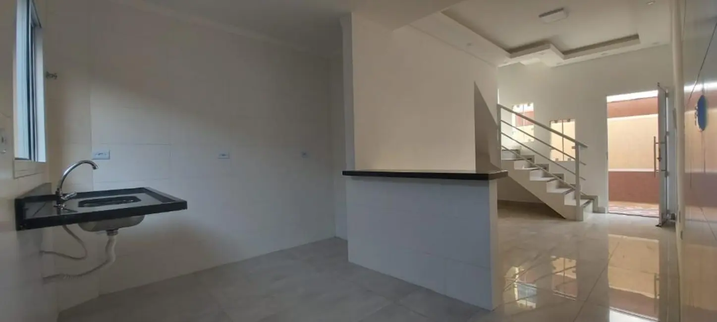 Foto 5 de Casa com 2 quartos à venda, 54m2 em Maracanã, Praia Grande - SP