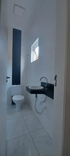 Foto 8 de Casa com 2 quartos à venda, 54m2 em Maracanã, Praia Grande - SP