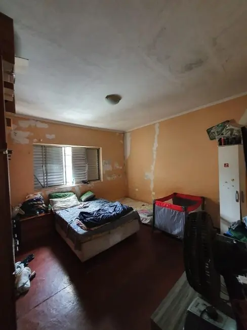 Foto 2 de Casa com 4 quartos à venda, 200m2 em Vila Mangalot, São Paulo - SP