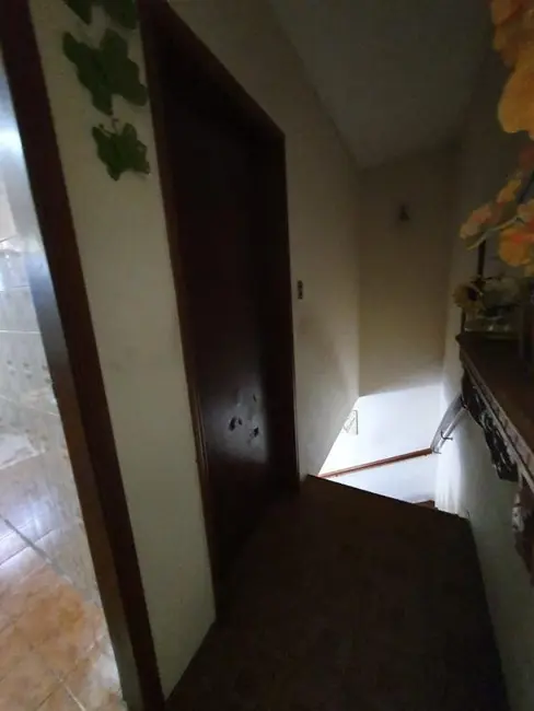 Foto 6 de Casa com 4 quartos à venda, 200m2 em Vila Mangalot, São Paulo - SP