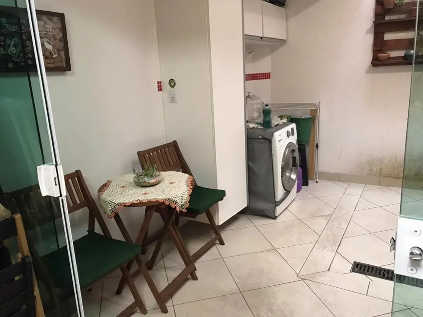 Foto 2 de Sobrado com 3 quartos à venda, 170m2 em Vila Pereira Cerca, São Paulo - SP