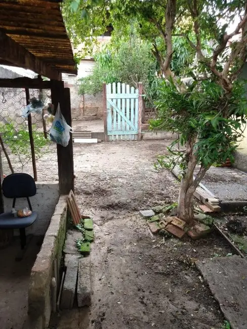 Foto 3 de Sobrado com 3 quartos à venda, 350m2 em Quitaúna, Osasco - SP