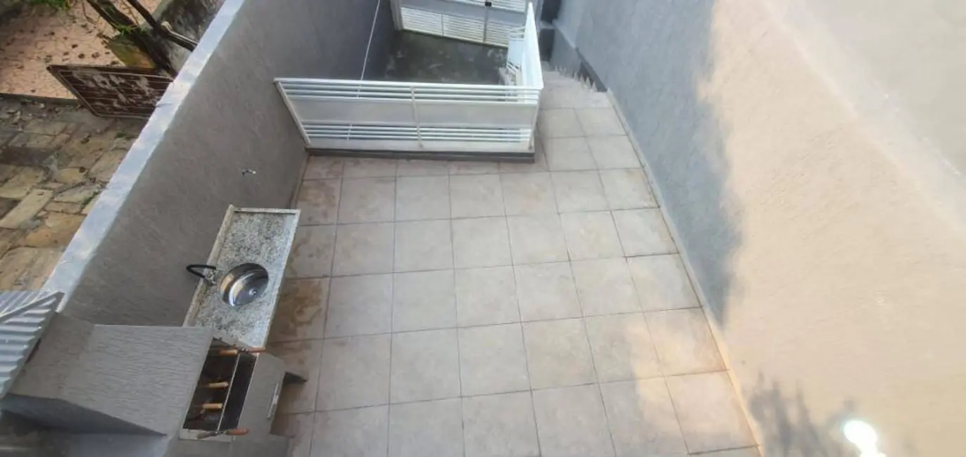 Foto 3 de Casa com 3 quartos à venda, 80m2 em Parque Peruche, São Paulo - SP