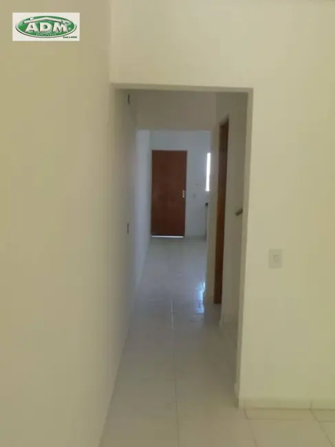 Casa com 2 quartos à venda, 133m2 em Alto de Santa Lúcia, Carapicuiba - SP - imagem 4 Foto 4 de Casa com 2 quartos à venda, 133m2 em Alto de Santa Lúcia, Carapicuiba - SP