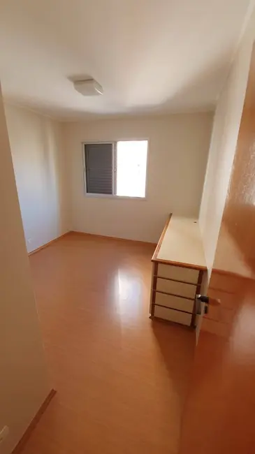 Apartamento com 3 quartos para alugar, 105m2 em Perdizes, São Paulo - SP - imagem 5 Foto 5 de Apartamento com 3 quartos para alugar, 105m2 em Perdizes, São Paulo - SP