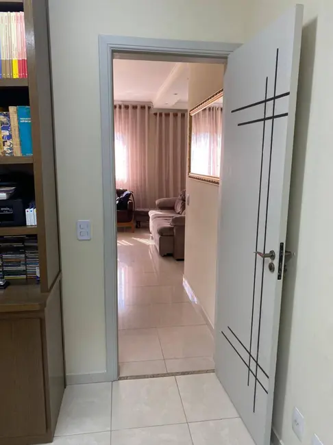 Foto 3 de Sobrado com 3 quartos à venda, 210m2 em Vila Nossa Senhora do Retiro, São Paulo - SP