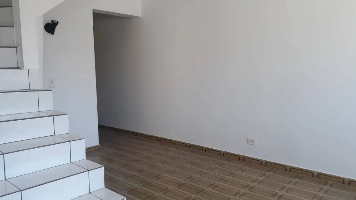 Foto 8 de Sobrado com 2 quartos para alugar, 120m2 em Vila América, São Paulo - SP