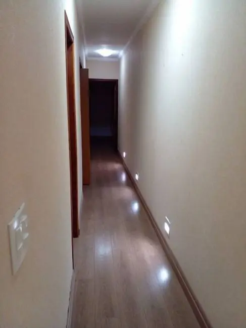 Sobrado com 4 quartos à venda, 236m2 em Parque São Domingos, São Paulo - SP - imagem 7 Foto 7 de Sobrado com 4 quartos à venda, 236m2 em Parque São Domingos, São Paulo - SP