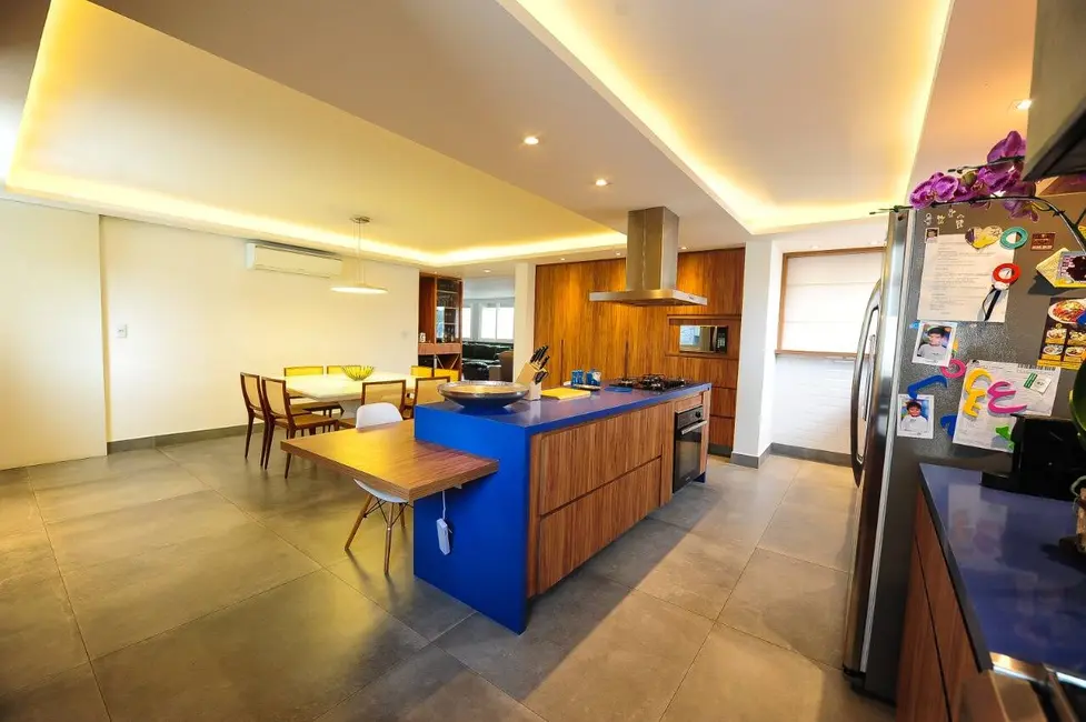 Foto 2 de Apartamento com 4 quartos à venda, 295m2 em Sumaré, São Paulo - SP