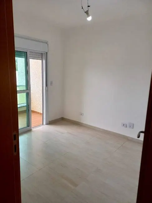 Foto 6 de Sobrado com 3 quartos à venda, 240m2 em Jardim Mariliza, São Paulo - SP