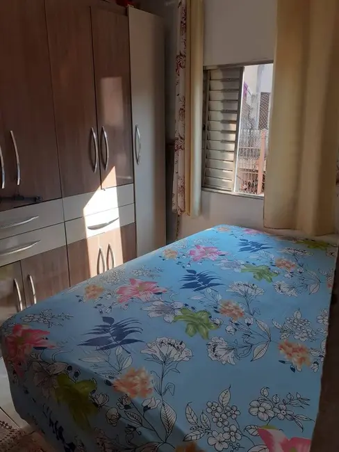 Apartamento com 2 quartos à venda, 44m2 em Conjunto Habitacional Presidente Castelo Branco, Carapicuiba - SP - imagem 5 Foto 5 de Apartamento com 2 quartos à venda, 44m2 em Conjunto Habitacional Presidente Castelo Branco, Carapicuiba - SP