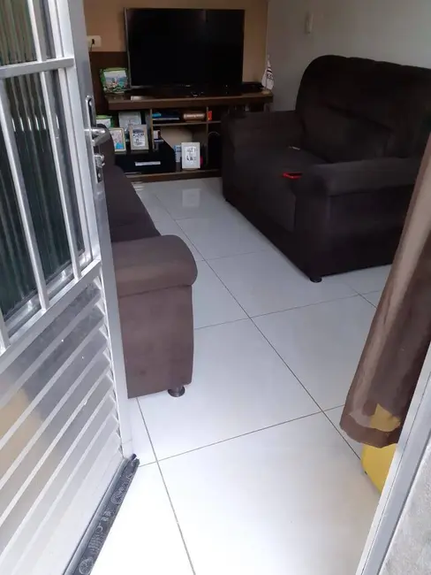 Apartamento com 2 quartos à venda, 44m2 em Conjunto Habitacional Presidente Castelo Branco, Carapicuiba - SP - imagem 9 Foto 9 de Apartamento com 2 quartos à venda, 44m2 em Conjunto Habitacional Presidente Castelo Branco, Carapicuiba - SP