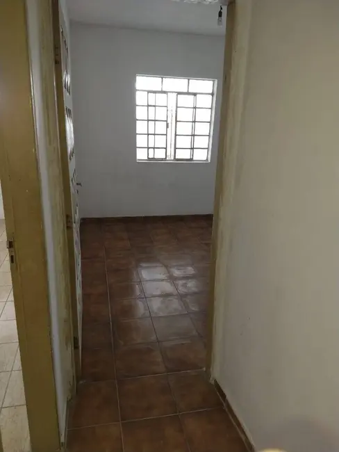 Foto 6 de Casa com 2 quartos para alugar, 100m2 em Jardim Maracanã, São Paulo - SP