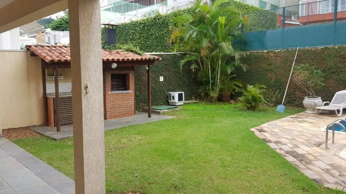 Casa com 4 quartos à venda, 600m2 em Alphaville, Santana De Parnaiba - SP - imagem 9 Foto 9 de Casa com 4 quartos à venda, 600m2 em Alphaville, Santana De Parnaiba - SP