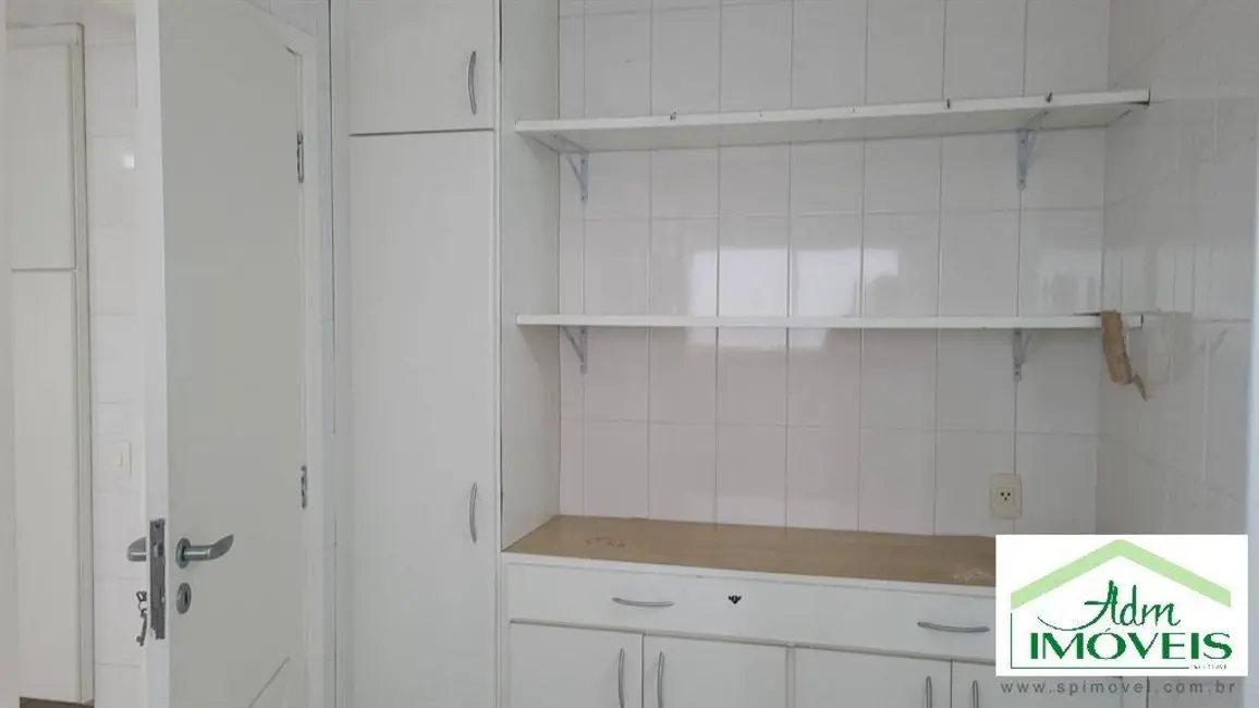 Apartamento com 3 quartos para alugar, 245m2 em Perdizes, São Paulo - SP - imagem 6 Foto 6 de Apartamento com 3 quartos para alugar, 245m2 em Perdizes, São Paulo - SP