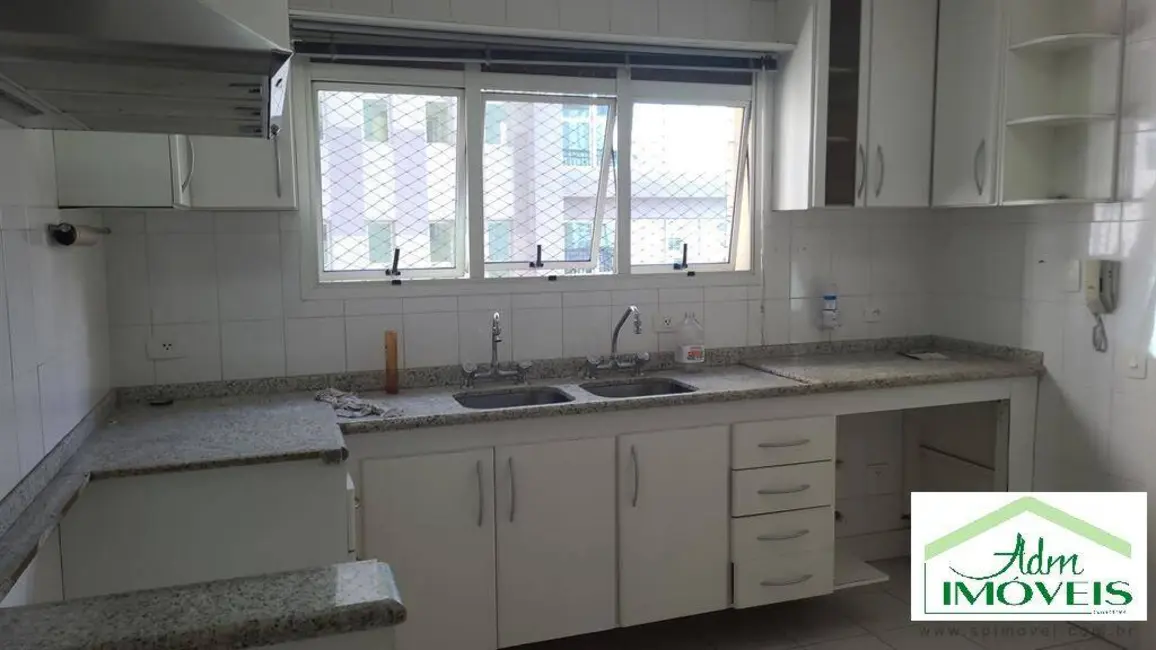 Apartamento com 3 quartos para alugar, 245m2 em Perdizes, São Paulo - SP - imagem 8 Foto 8 de Apartamento com 3 quartos para alugar, 245m2 em Perdizes, São Paulo - SP