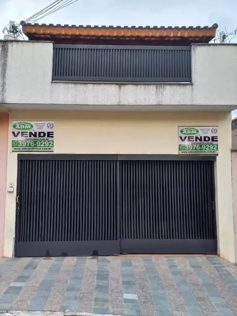 Foto 1 de Sobrado com 3 quartos à venda, 200m2 em Jardim Regina, São Paulo - SP