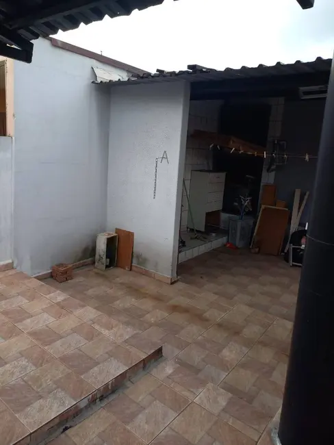 Sobrado com 3 quartos à venda, 200m2 em Jardim Regina, São Paulo - SP - imagem 5 Foto 5 de Sobrado com 3 quartos à venda, 200m2 em Jardim Regina, São Paulo - SP