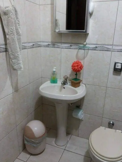 Foto 7 de Sobrado com 3 quartos à venda, 180m2 em Vila Nina, São Paulo - SP