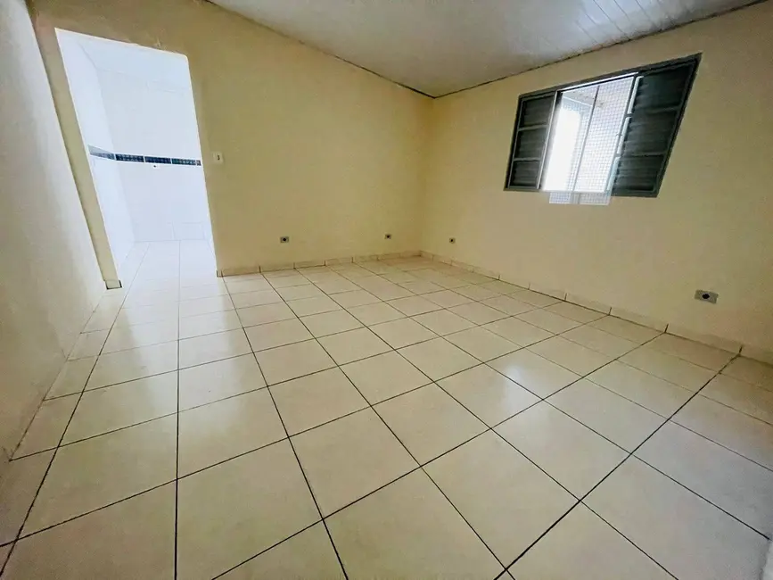 Casa com 2 quartos para alugar, 70m2 em Jardim Peri, São Paulo - SP - imagem 2 Foto 2 de Casa com 2 quartos para alugar, 70m2 em Jardim Peri, São Paulo - SP