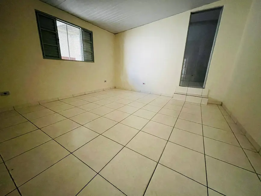 Casa com 2 quartos para alugar, 70m2 em Jardim Peri, São Paulo - SP - imagem 3 Foto 3 de Casa com 2 quartos para alugar, 70m2 em Jardim Peri, São Paulo - SP