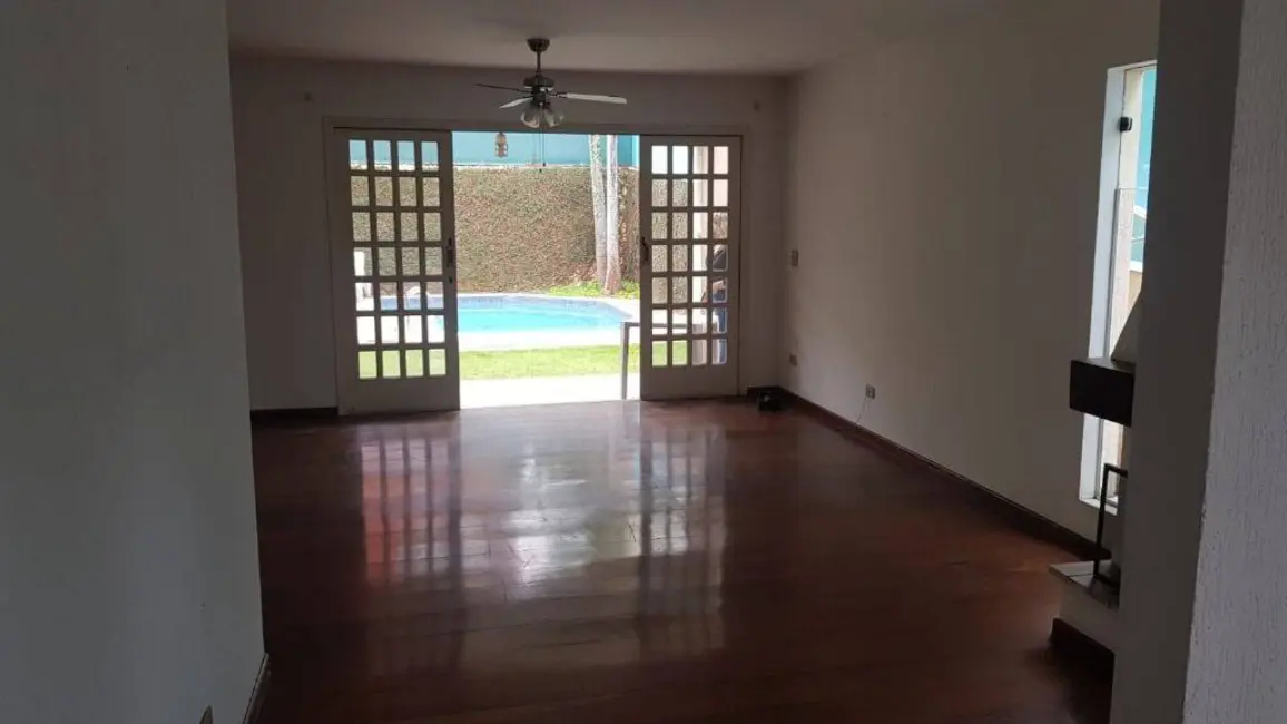 Foto 3 de Casa com 4 quartos à venda, 252m2 em Alphaville, Santana De Parnaiba - SP