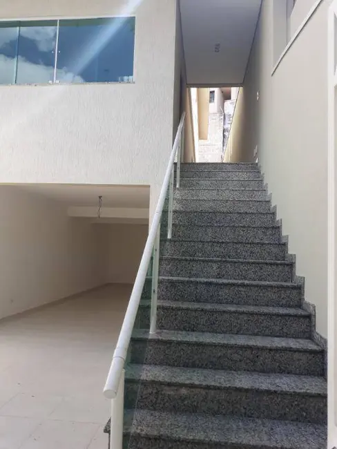 Sobrado com 3 quartos à venda, 170m2 em Jardim Pinheiros, São Paulo - SP - imagem 3 Foto 3 de Sobrado com 3 quartos à venda, 170m2 em Jardim Pinheiros, São Paulo - SP